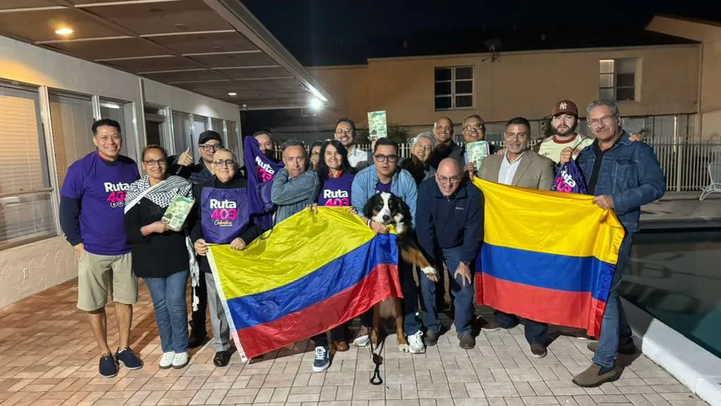 Beto Coral en encuentro con la comunidad de colombianos en el exterior para el movimiento Ruta 403